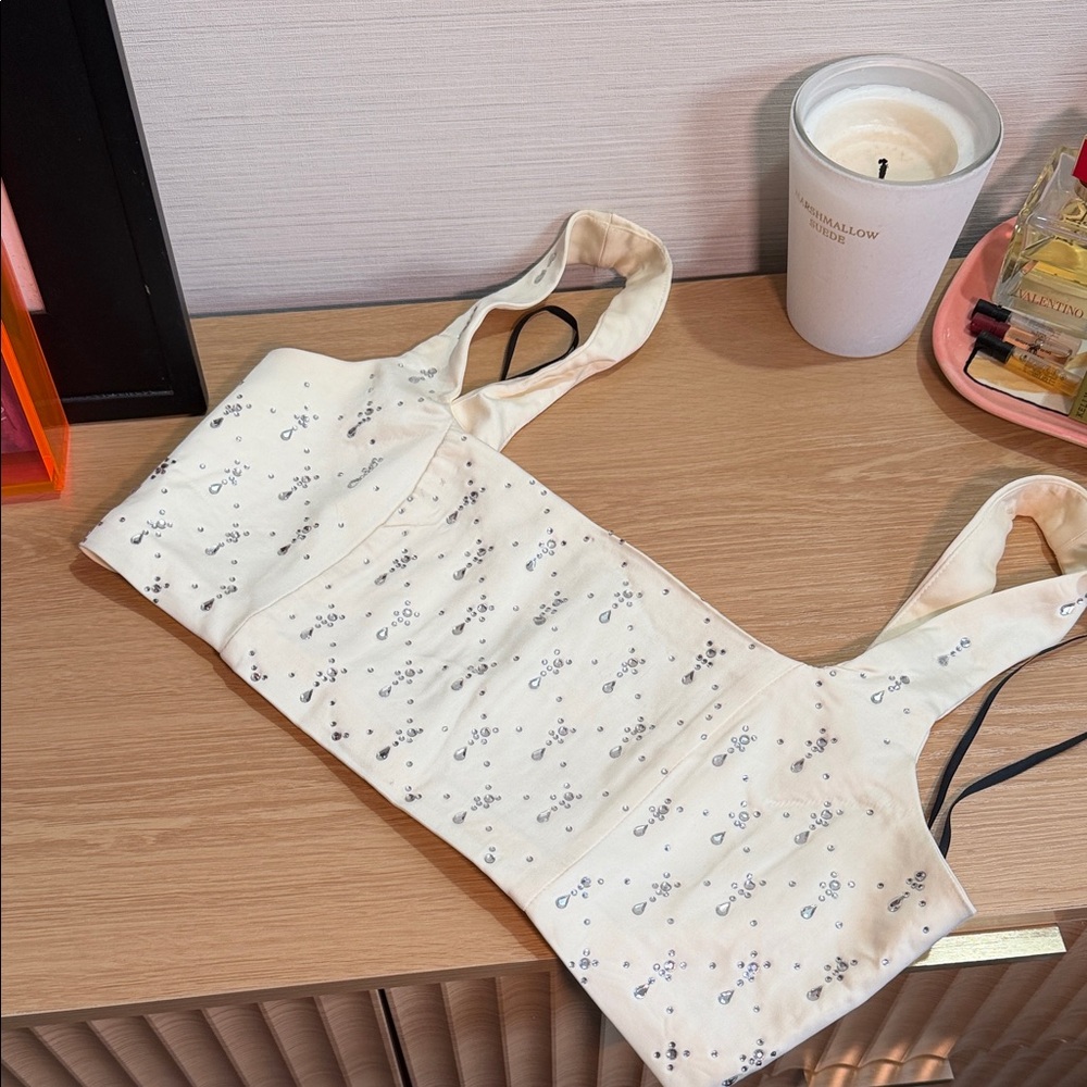Forever 21 Cream Floral Crop Top